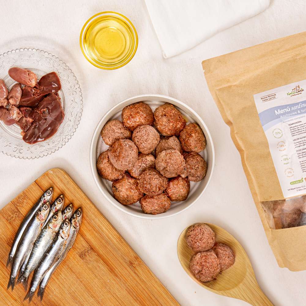Menù Sardina e Tacchino Gatto in Polpette NaturCanine